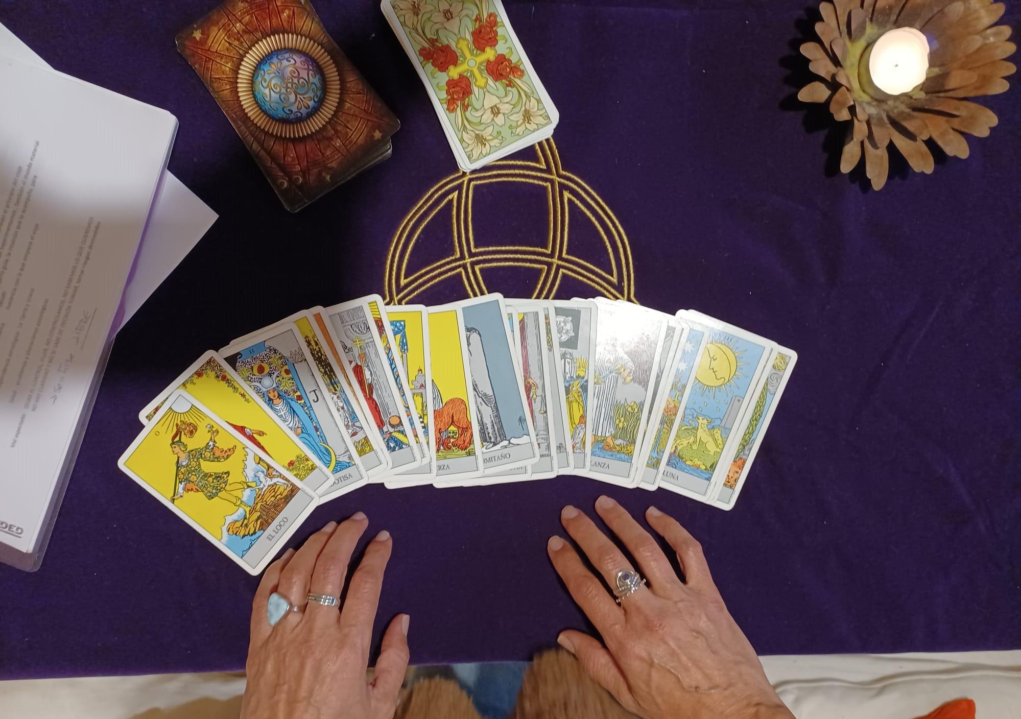 TAROT Evolutivo - Aprende Tarot de manera práctica y sencilla