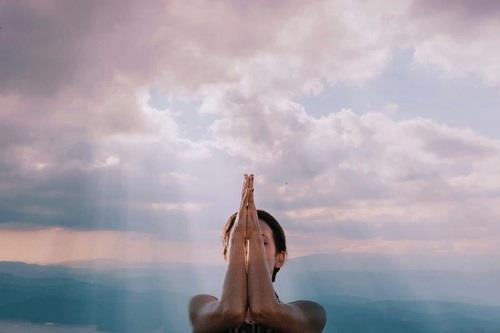 Webinar gratis. Como crear tu rutina de meditación diaria