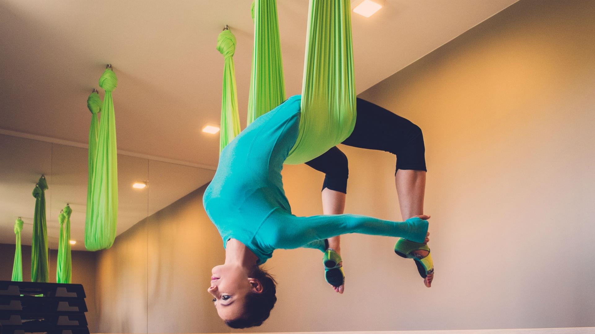 FORMACIÓN DE YOGA AÈREO