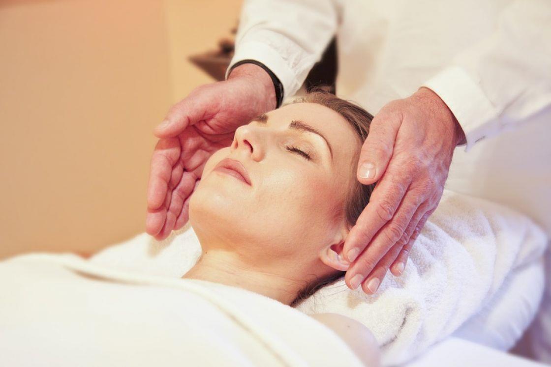 PRÁCTICAS  E INTERCAMBIOS DE REIKI