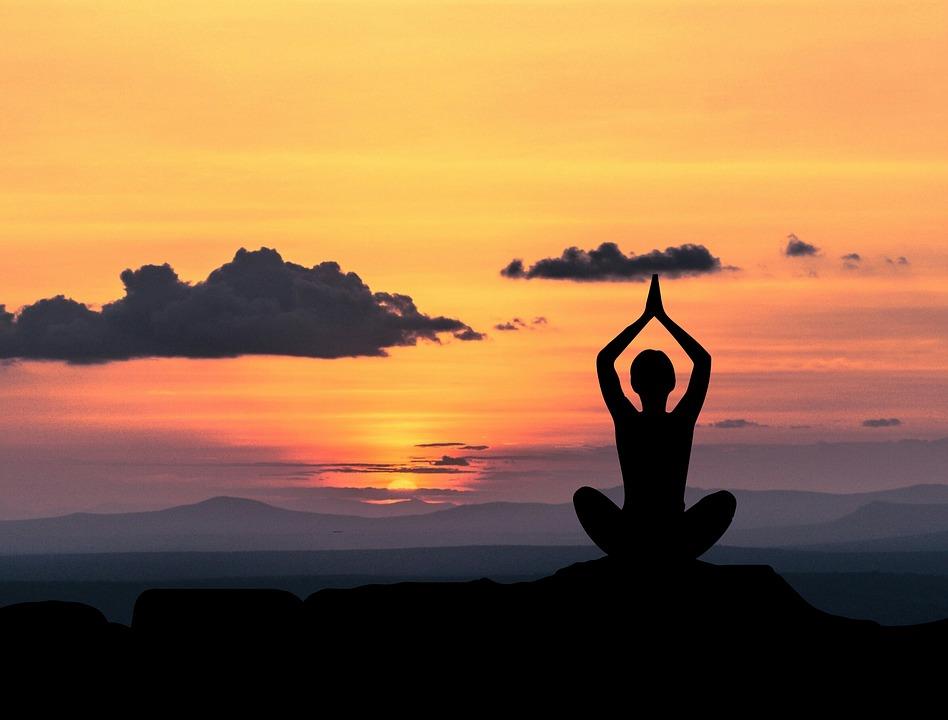 SESIÓN: GRATUITA DE YOGA