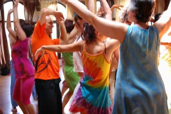 SESIONES ABIERTAS DE BIODANZA PARA LIBERAR ESTRÉS